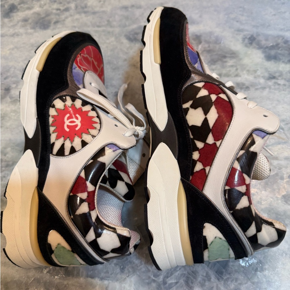 Chanel Colorful Patterned Sneakers size 42. Like new. Worn once - Picture 4 of 14